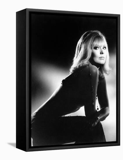 Le Demon des Femmes THE LEGEND OF LYLAH CLARE by Robert Aldrich with Kim Novak, 1968 (photo)-null-Framed Stretched Canvas