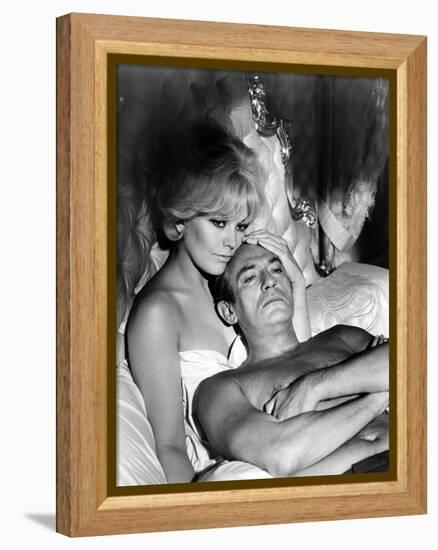 Le Demon des Femmes THE LEGEND OF LYLAH CLARE by Robert Aldrich with Kim Novak and Peter Finch, 196-null-Framed Stretched Canvas