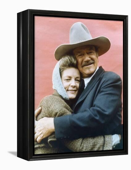 Le Dernier des Geants THE SHOOTIST by DonSiegel with John Wayne and Lauren Bacall, 1976 (photo)-null-Framed Stretched Canvas