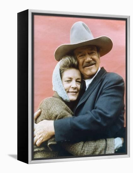 Le Dernier des Geants THE SHOOTIST by DonSiegel with John Wayne and Lauren Bacall, 1976 (photo)-null-Framed Stretched Canvas