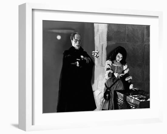 Le fantome by l' opera PHANTOM OF THE OPERA by RupertJulian and LonChaney with Lon Chaney Sr. and M-null-Framed Photo