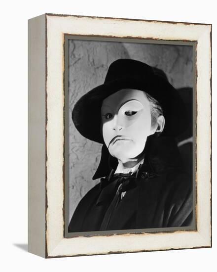 Le Fantome by l'Opera THE PHANTOM OF THE OPERA by Arthur Lubin with Claude Rains, 1943 (b/w photo)-null-Framed Stretched Canvas