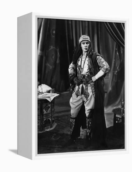 Le fils du Cheik The son of the Sheik by GeorgeFitzmaurice with Rudolph Valentino, 1926 (b/w photo)-null-Framed Stretched Canvas