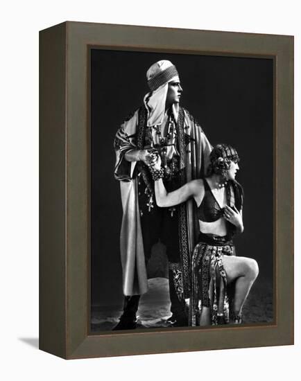 Le Fils du Sheik The Son of the Sheik by George Fitzmaurice with Rudolph Valentino and Vilma Banky,-null-Framed Stretched Canvas