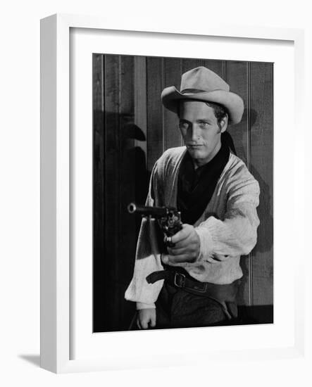 Le Gaucher THE LEFT HANDED GUN by ArthurPenn with Paul Newman en, 1957 (b/w photo)-null-Framed Photo