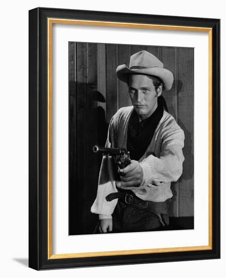 Le Gaucher THE LEFT HANDED GUN by ArthurPenn with Paul Newman en, 1957 (b/w photo)-null-Framed Photo