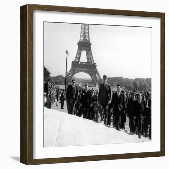 Le General Charles De Gaulle-null-Framed Photo