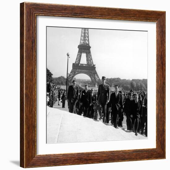 Le General Charles De Gaulle-null-Framed Photo