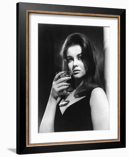 Le kid by Cincinnati THE CINCINNATI KID by NormanJewison with Ann-Margret, 1965 (b/w photo)-null-Framed Photo