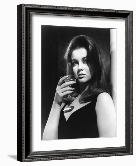 Le kid by Cincinnati THE CINCINNATI KID by NormanJewison with Ann-Margret, 1965 (b/w photo)-null-Framed Photo