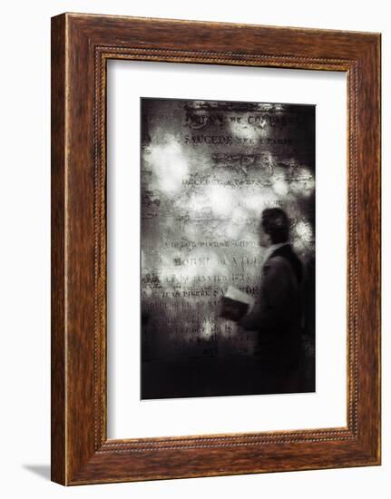 Le Lecteur-Eric Drigny-Framed Photographic Print