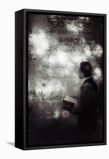 Le Lecteur-Eric Drigny-Framed Premier Image Canvas