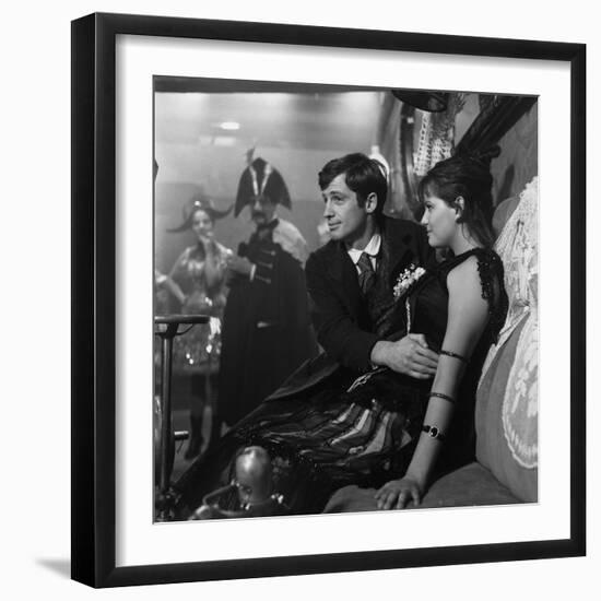 Le Mauvais Chemin LA VIACCIA by MauroBolognini with Jean-Paul Belmondo and Claudia Cardinale, 1961 -null-Framed Photo