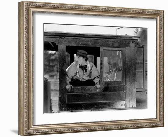 Le Mecano by la General THE GENERAL by and with Buster Keaton, 1927 (b/w photo)-null-Framed Photo