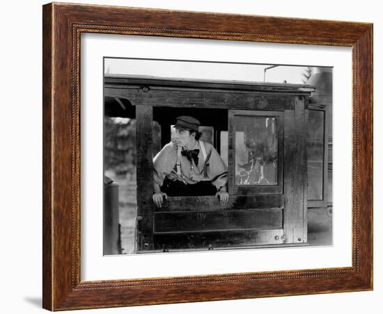 Le Mecano by la General THE GENERAL by and with Buster Keaton, 1927 (b/w photo)-null-Framed Photo