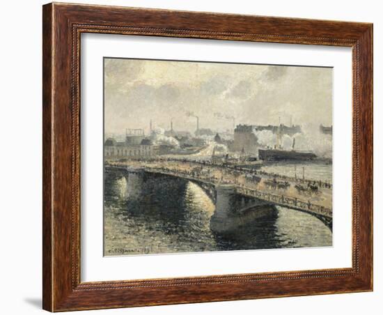 Le Pont Boïeldieu à Rouen, soleil couchant, temps brumeux-Camille Pissarro-Framed Giclee Print