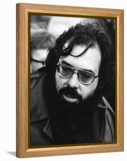 Le realisateur Francis Ford Coppola sur le tournage du film Conversation Secrete THE CONVERSATION d-null-Framed Stretched Canvas