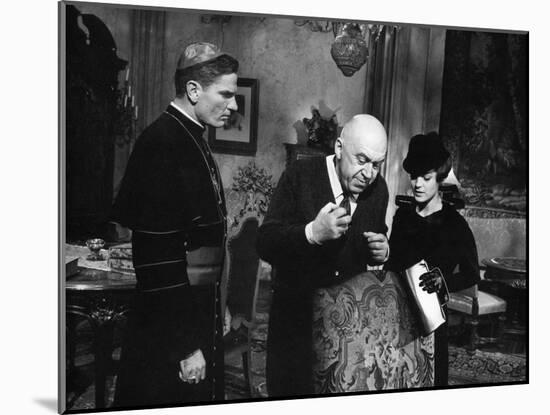 Le realisateur Otto Preminger,Tom Tryron and Romy Schneider sur le tournage du film Le Cardinal THE-null-Mounted Photo