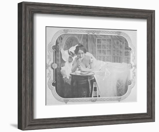 'Le Reconfort', 1900-Unknown-Framed Photographic Print