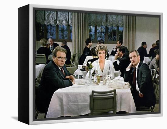 Le Rideau Dechire TORN CURTAIN by Alfred Hitchcock with Julie Andrews and Paul Newman, 1966 (photo)-null-Framed Stretched Canvas
