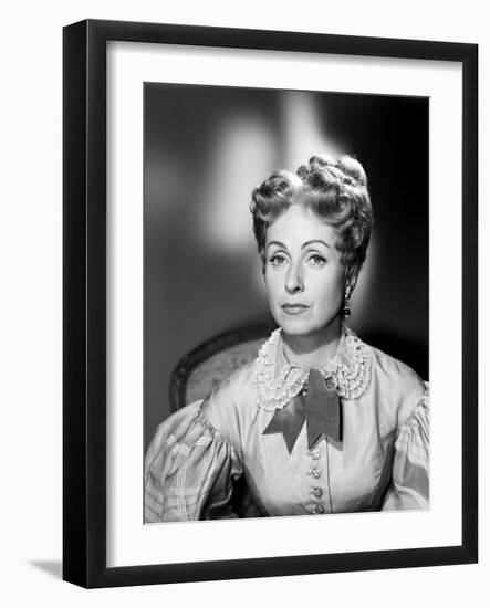 Le Rouge and le Noir by Claude Autant Lara with Danielle Darrieux, 1954 (d'apres l'oeuvre by Stendh-null-Framed Photo