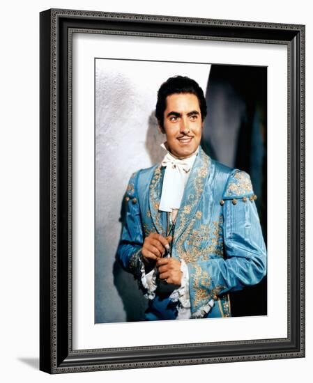 Le signe by Zorro MARK OF ZORRO by Rouben Mamoulian with Tyrone Power, 1940 (photo)-null-Framed Photo