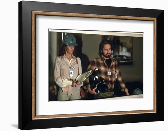 Le Syndrome Chinois THE CHINA SYNDROME by James Bridges with Michael Douglas and Jane Fonda, 1979 (-null-Framed Photo