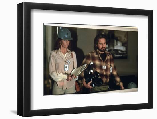 Le Syndrome Chinois THE CHINA SYNDROME by James Bridges with Michael Douglas and Jane Fonda, 1979 (-null-Framed Photo