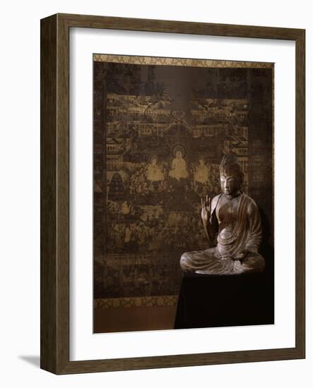 Le Taima Mandala (à l'arrière plan) ; L'Amida Nyorai (au premier plan)-null-Framed Giclee Print