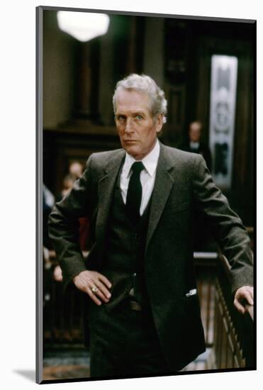 Le Verdict The Verdict by SidneyLumet with Paul Newman, 1982 (photo)-null-Mounted Photo