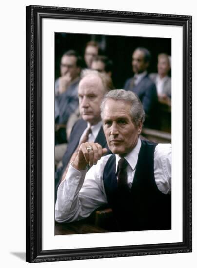 Le Verdict The Verdict by SidneyLumet with Paul Newman, 1982 (photo)-null-Framed Photo