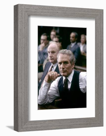 Le Verdict The Verdict by SidneyLumet with Paul Newman, 1982 (photo)-null-Framed Photo