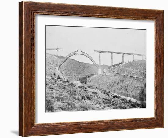 Le viaduc de Garabit en construction-null-Framed Giclee Print