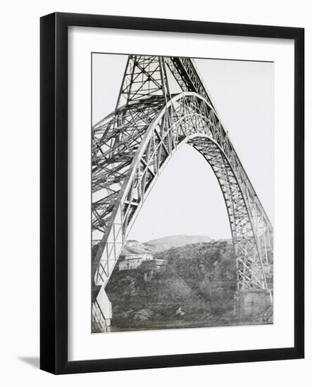 Le viaduc de Garabit, ensemble vue de côté-null-Framed Giclee Print