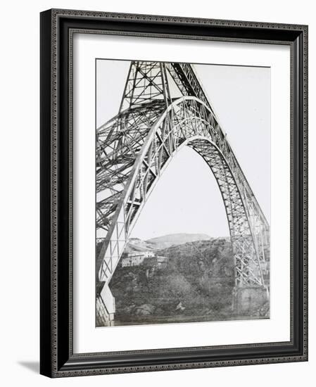 Le viaduc de Garabit, ensemble vue de côté-null-Framed Giclee Print