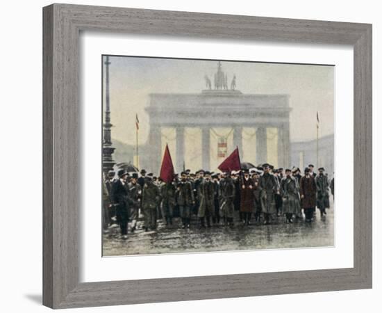 Left Wing Demonstrations That Lead to Ebert Forming the Weimar Republic-null-Framed Photographic Print