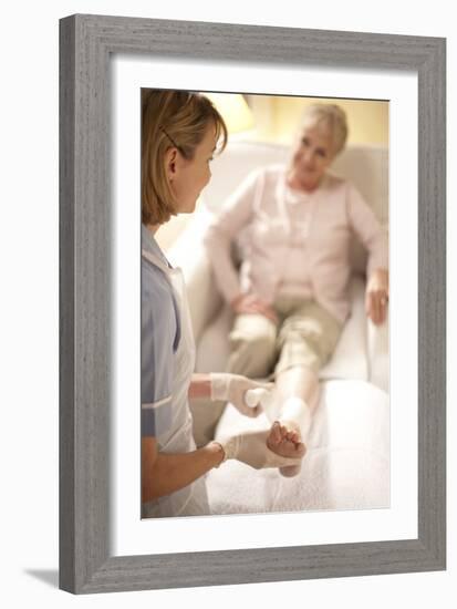 Leg Ulcer Treatment-Science Photo Library-Framed Photographic Print