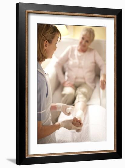 Leg Ulcer Treatment-Science Photo Library-Framed Photographic Print