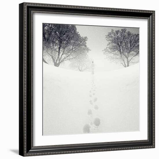 Lejanos-Luis Beltran-Framed Photographic Print