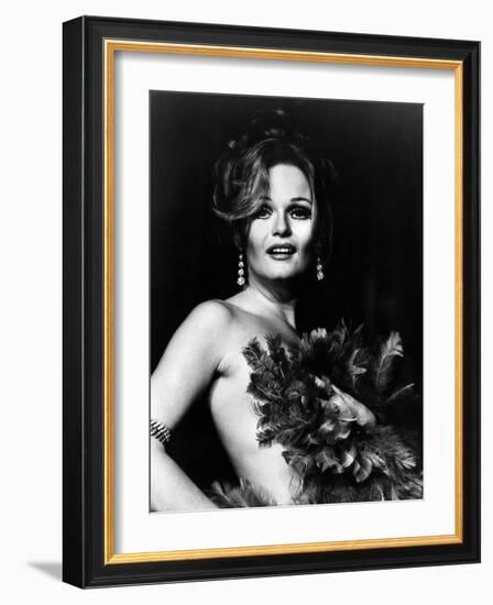 Lenny, Valerie Perrine, 1974-null-Framed Photo