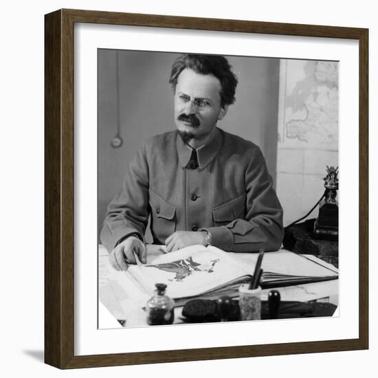 Leon Trotsky (1879-1940)-null-Framed Photographic Print