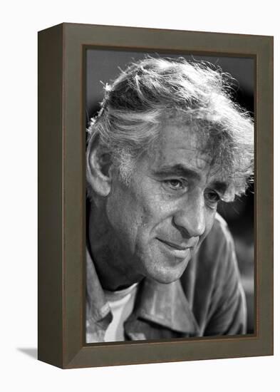 Leonard Bernstein-Marion S. Trikosko-Framed Premier Image Canvas