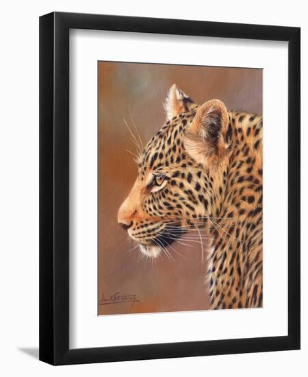 Leopard looking left-David Stribbling-Framed Art Print