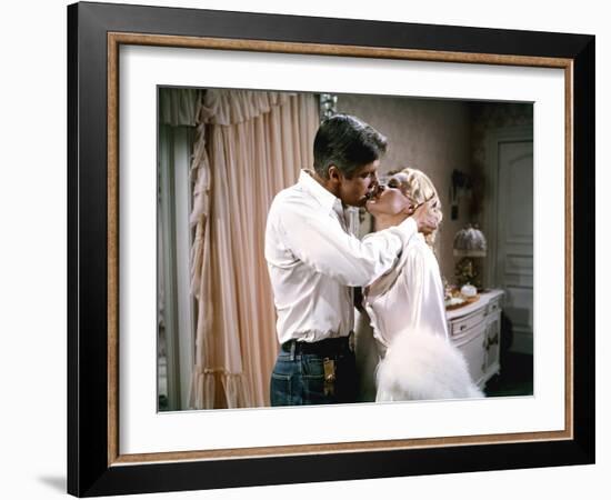 Les Ambitieux THE CARPETBAGGERS by Edward Dmytryk with George Peppard and Carroll Baker, 1964 (phot-null-Framed Photo