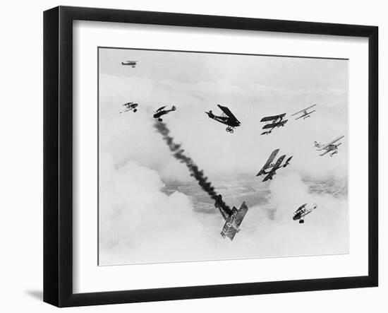 Les anges by l'enfer, HELL'S ANGELS, by HowardHughes, 1930 (b/w photo)-null-Framed Photo