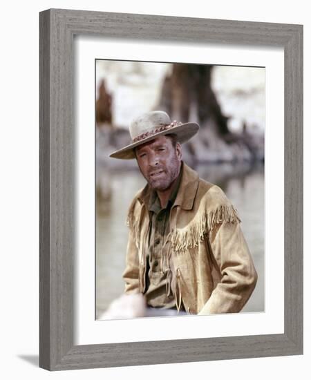 Les chasseurs by scalps ( The Scalphunters ) by Sydney Pollack with Burt Lancaster, 1968 (photo)-null-Framed Photo