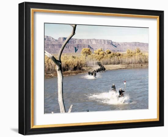 Les Cheyennes CHEYENNE AUTUMN by JohnFord, 1964 (photo)-null-Framed Photo