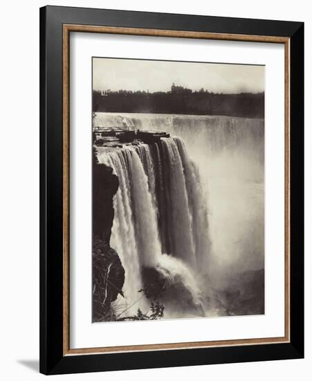 Les chutes du Niagara, au fond, vue de la ville-George Barker-Framed Giclee Print