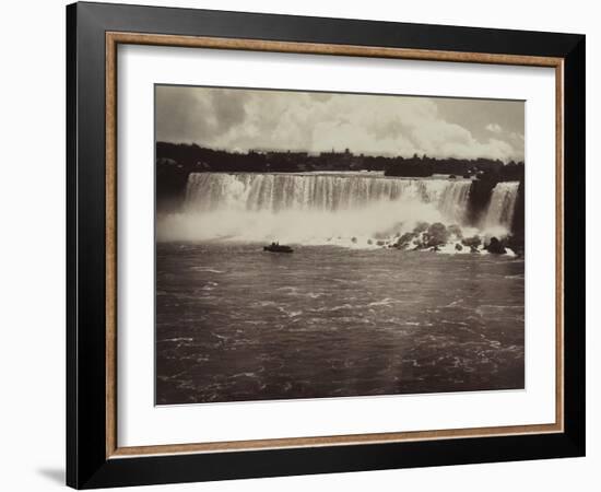 Les chutes du Niagara, au fond vue de la ville-George Barker-Framed Giclee Print