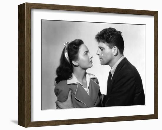 Les demons by la Liberte Brute Force by JulesDassin with Ann Blyth and Burt Lancaster, 1947 (b/w ph-null-Framed Photo